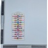 pulsera de hilo variedad de colores y surtida con dijes metálicos C/12 K-122